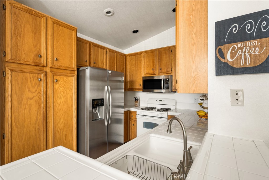 335 Chaumont Circle