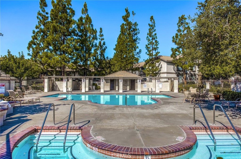 335 Chaumont Circle