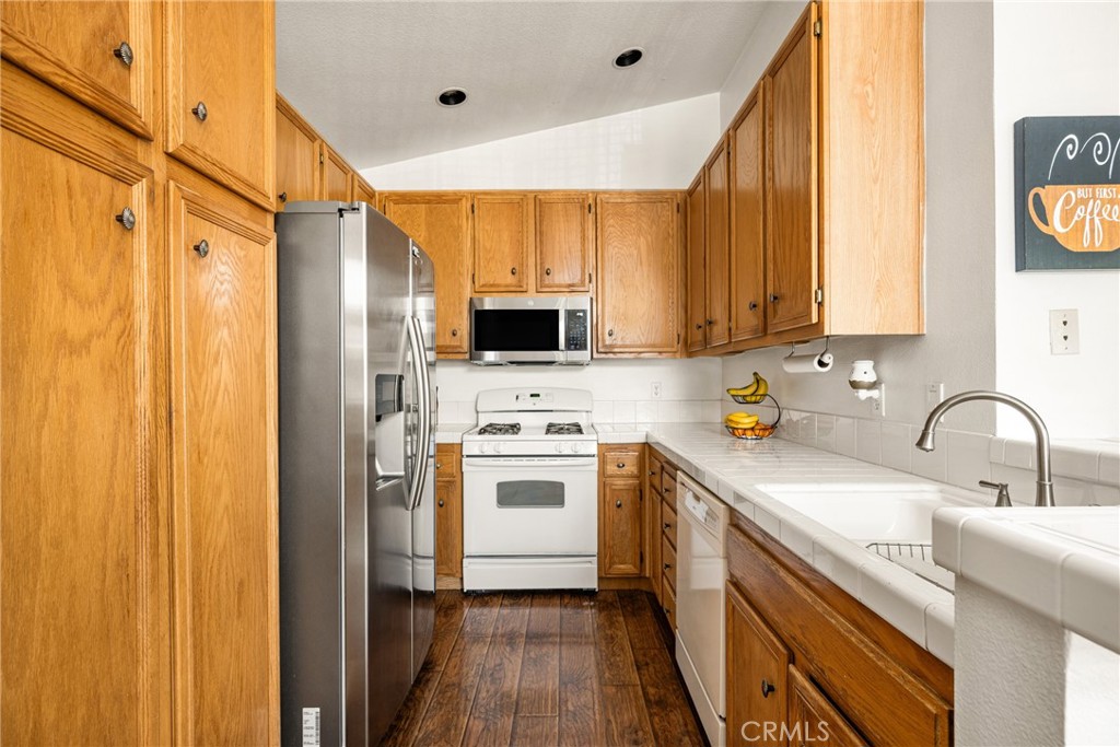 335 Chaumont Circle