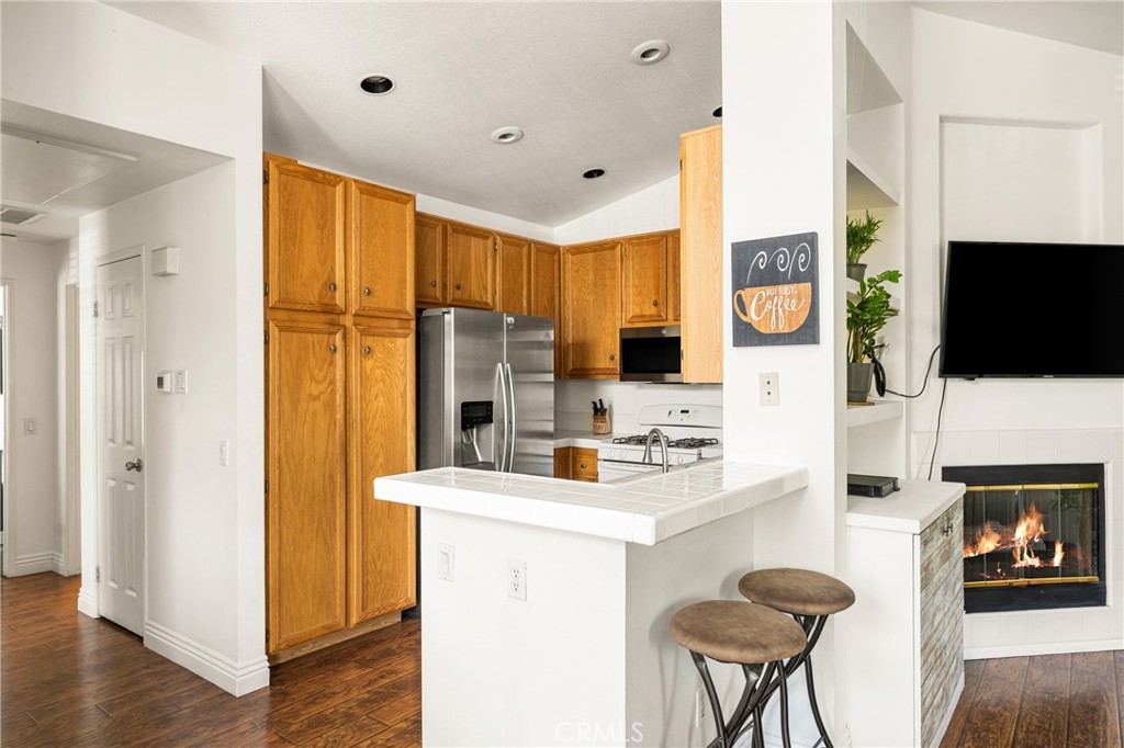 335 Chaumont Circle