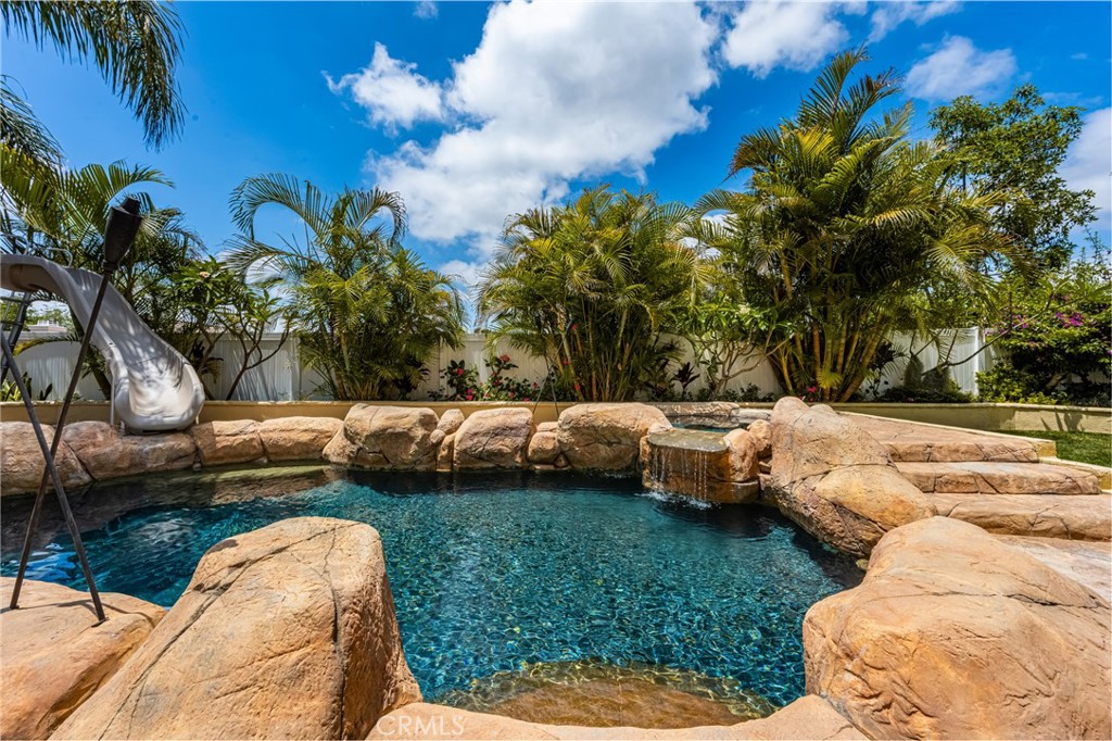 15 Coronado