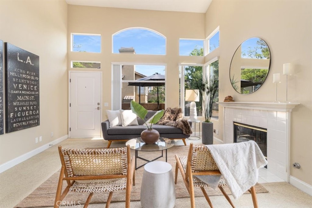 19431 Rue De Valore 1G