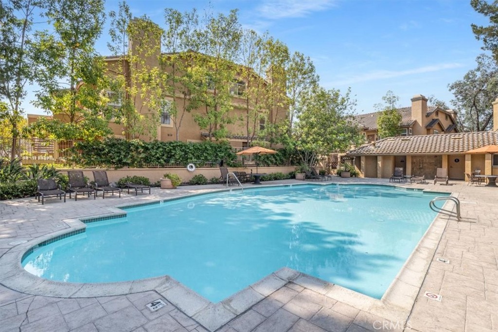 19431 Rue De Valore 1G