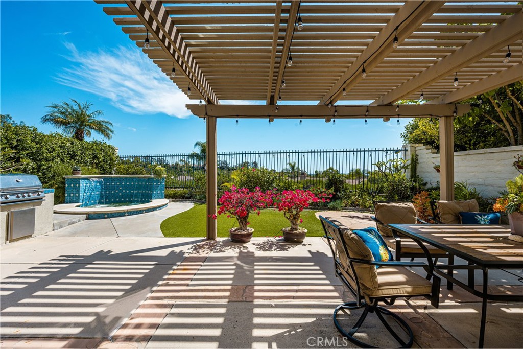 4 Santa Rita
