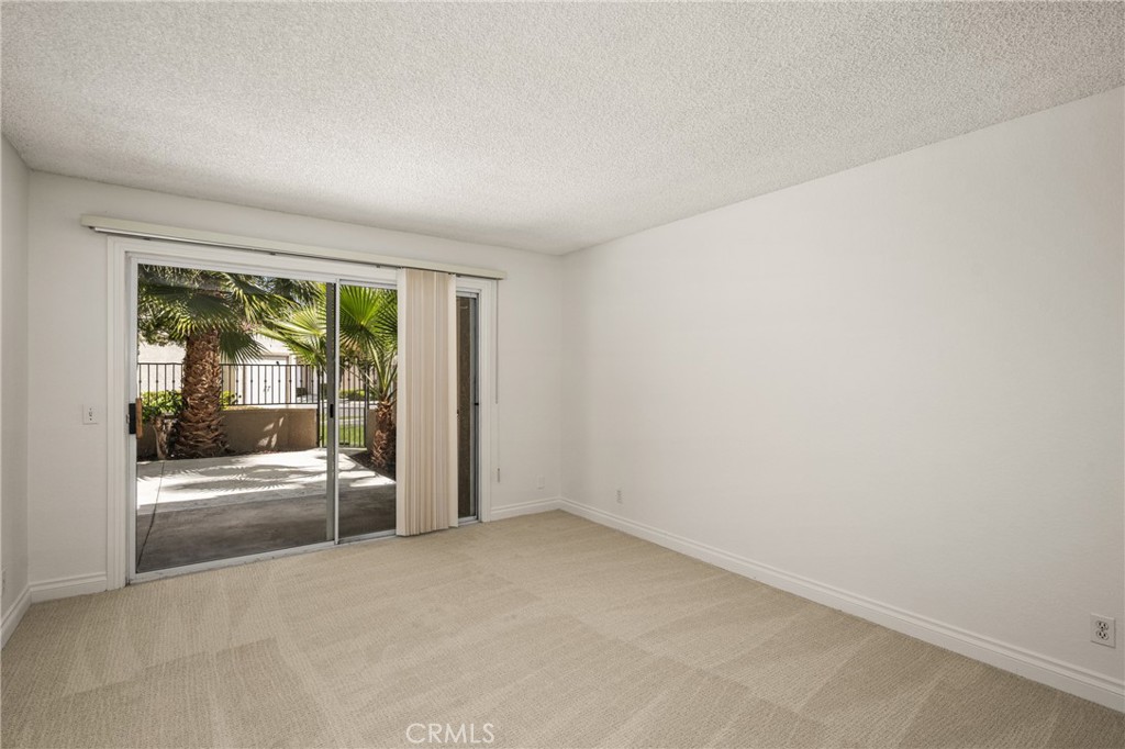 28083 Saint Kitts