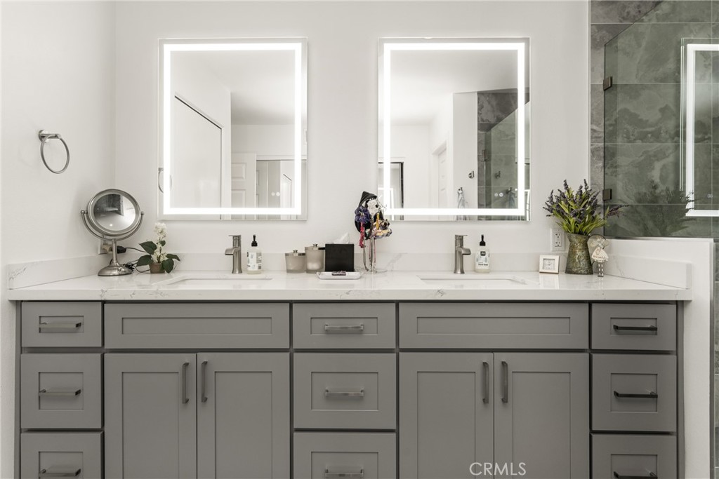 8009 E Eucalyptus Trail