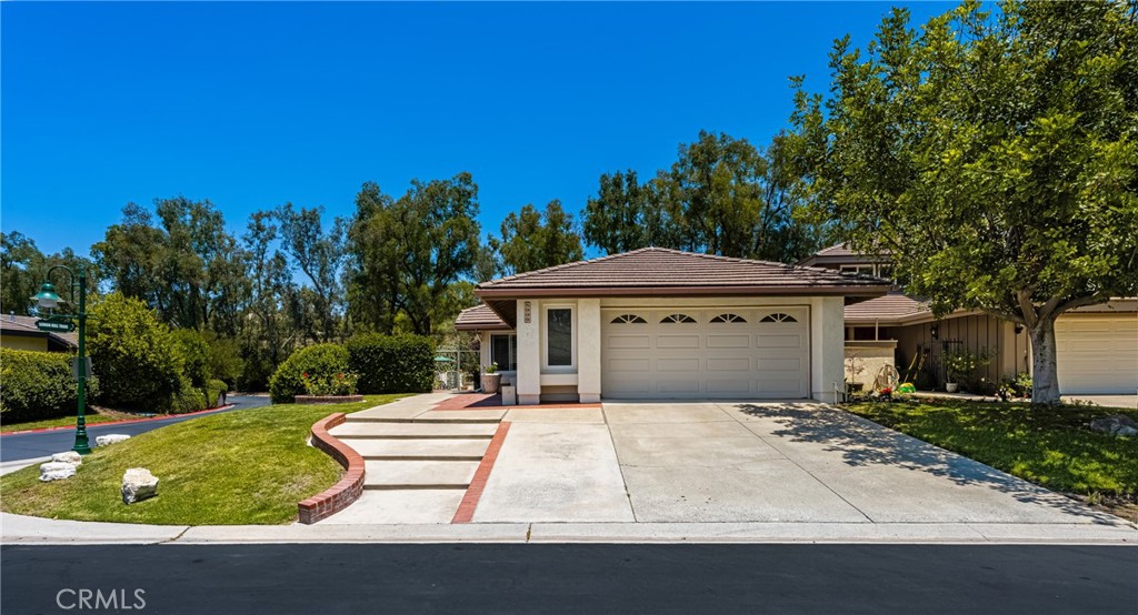 8009 E Eucalyptus Trail