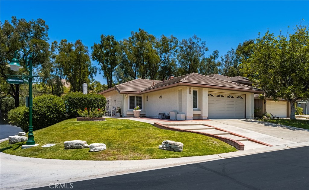 8009 E Eucalyptus Trail