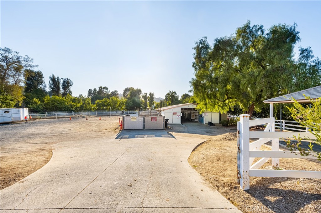 8009 E Eucalyptus Trail