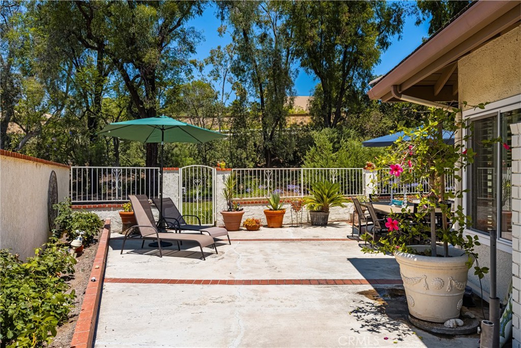 8009 E Eucalyptus Trail