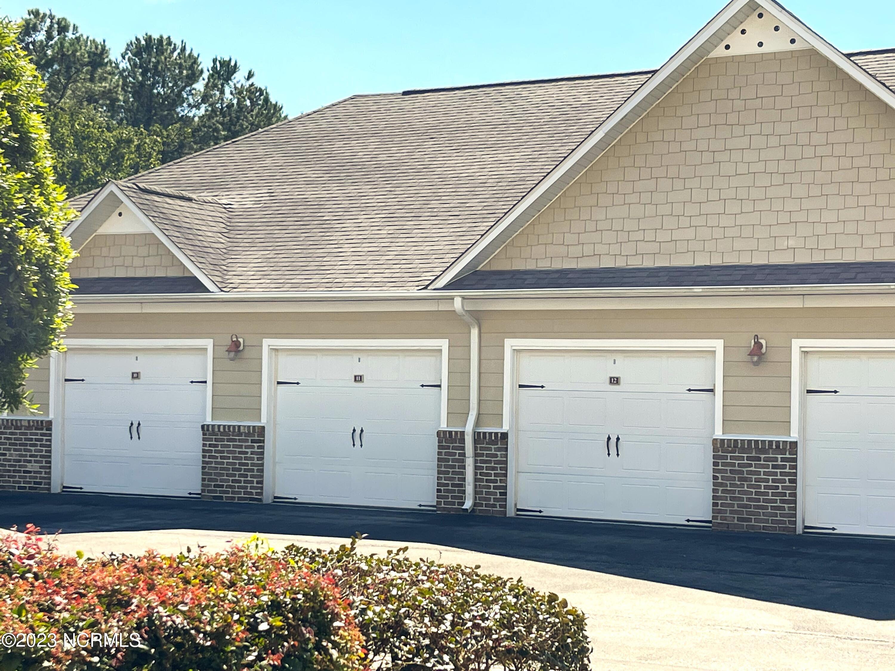 235 Woodlands Way 23