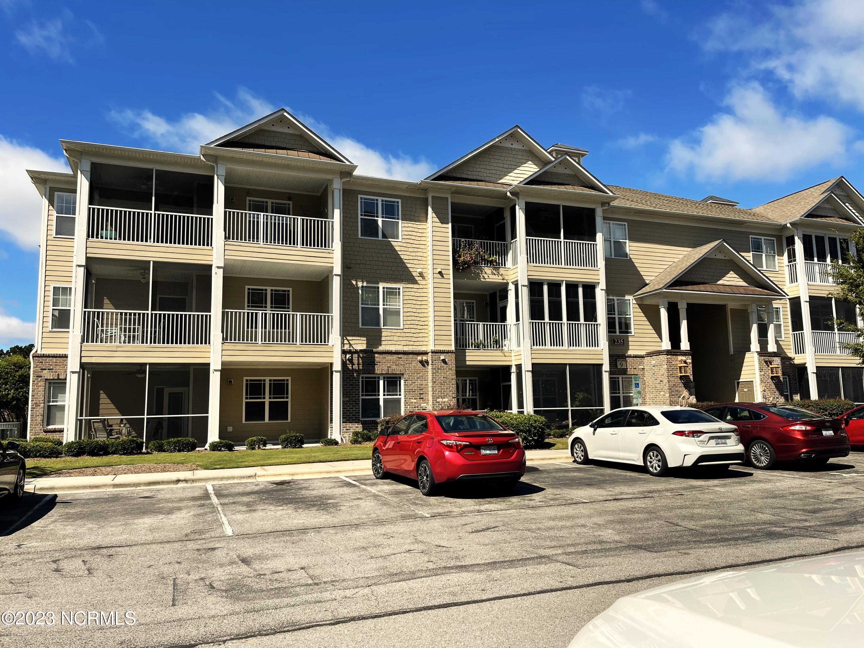 235 Woodlands Way 23