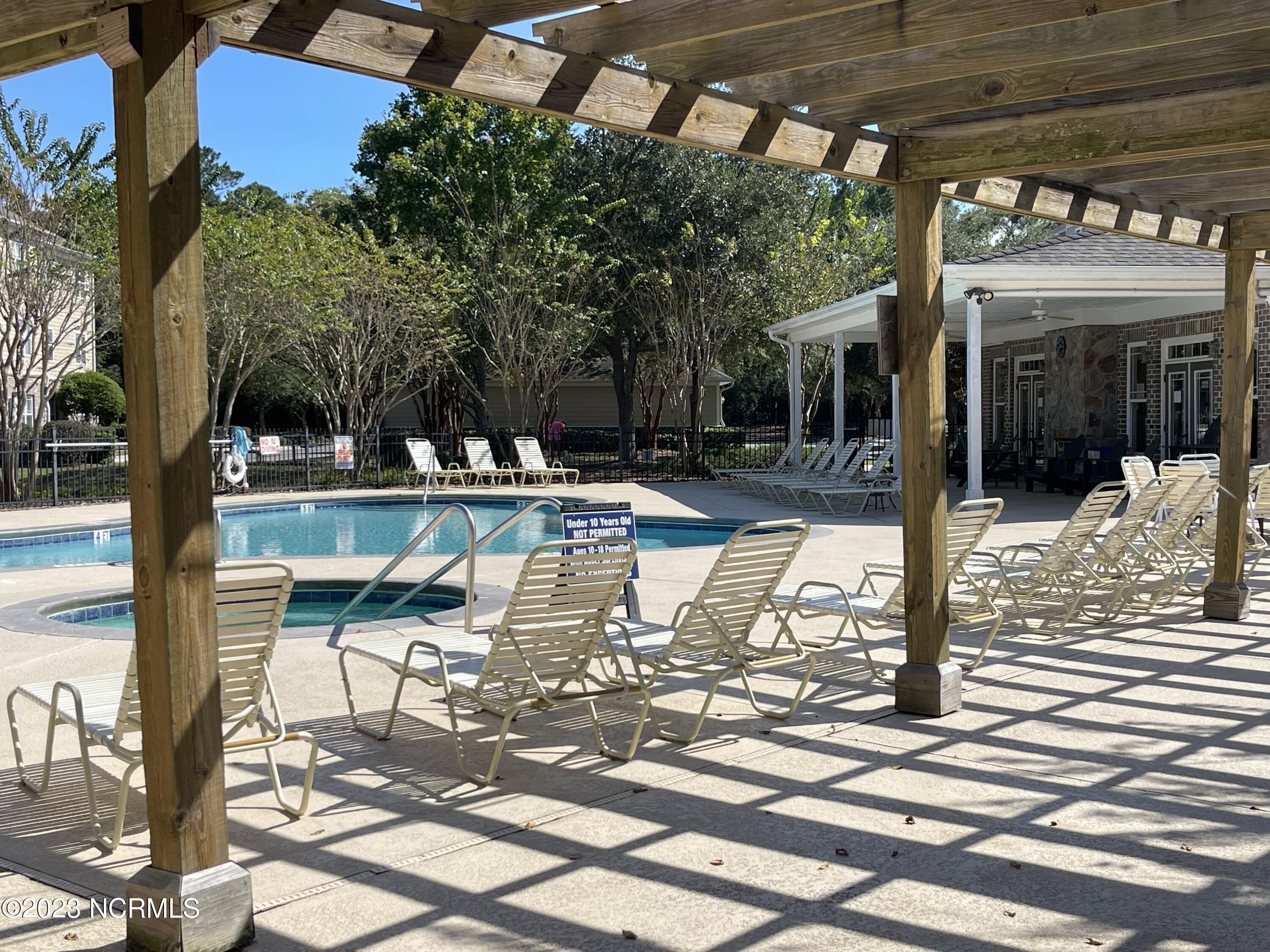 235 Woodlands Way 23