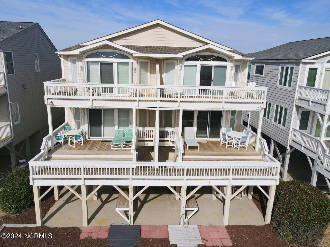 1006 E Main Street B