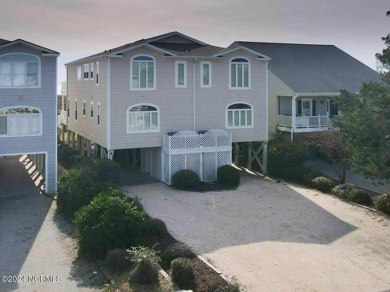 1006 E Main Street B