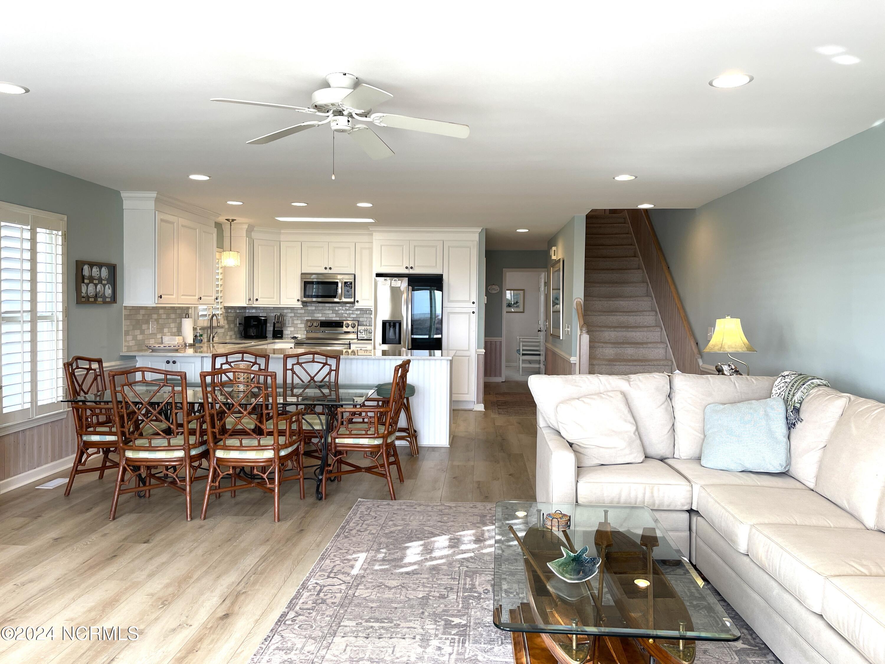 1006 E Main Street B