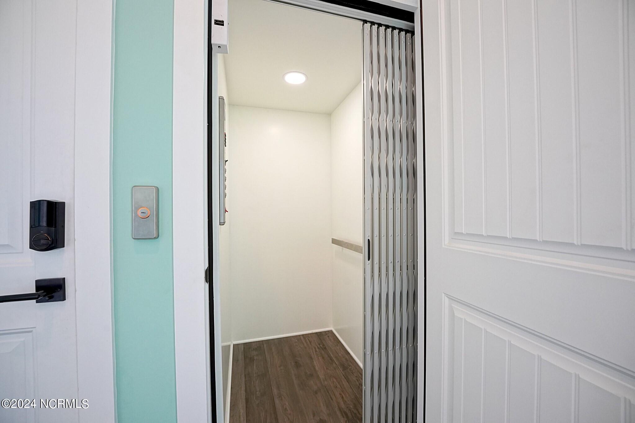 102 N Shore Drive W
