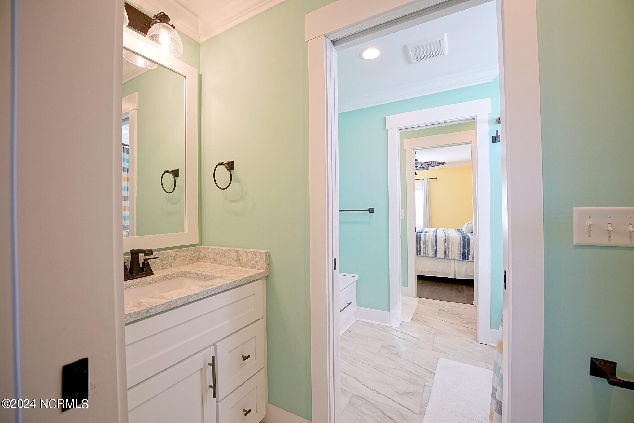 102 N Shore Drive W