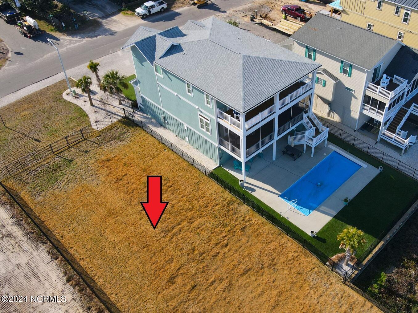 102 N Shore Drive W