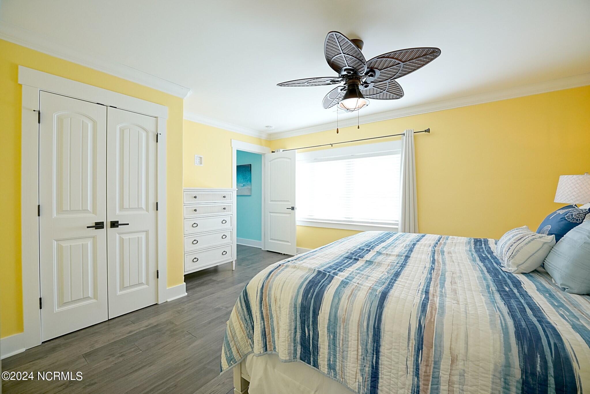 102 N Shore Drive W