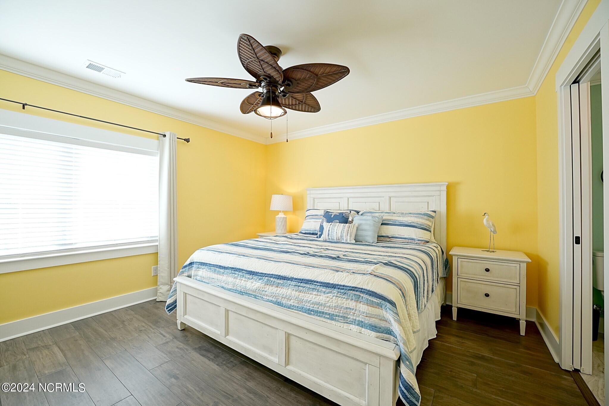 102 N Shore Drive W