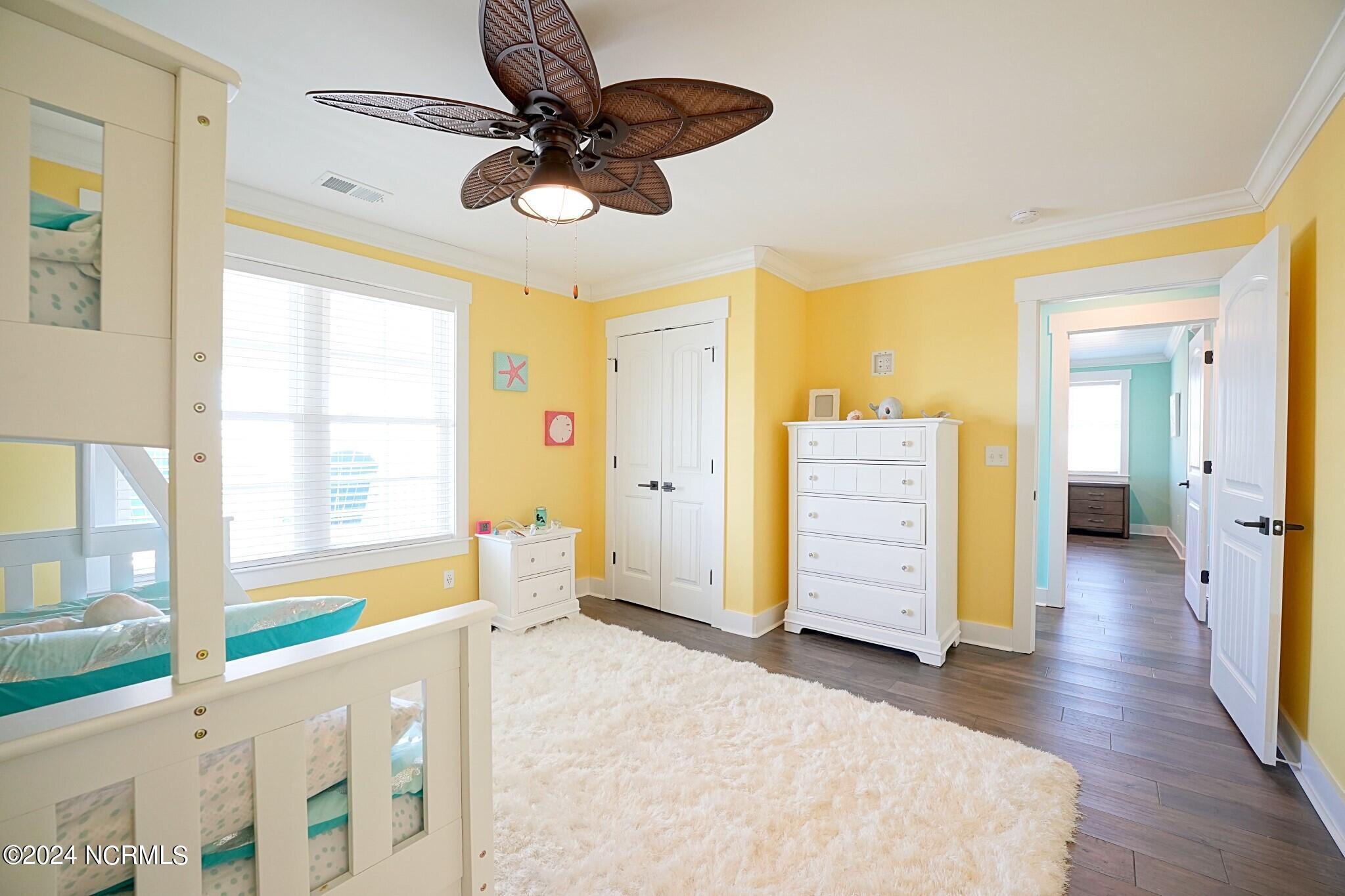 102 N Shore Drive W