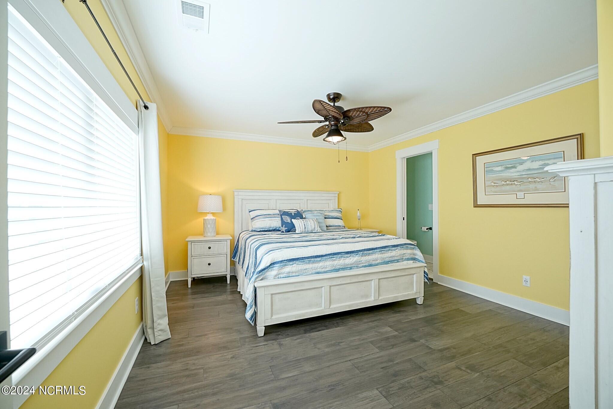102 N Shore Drive W