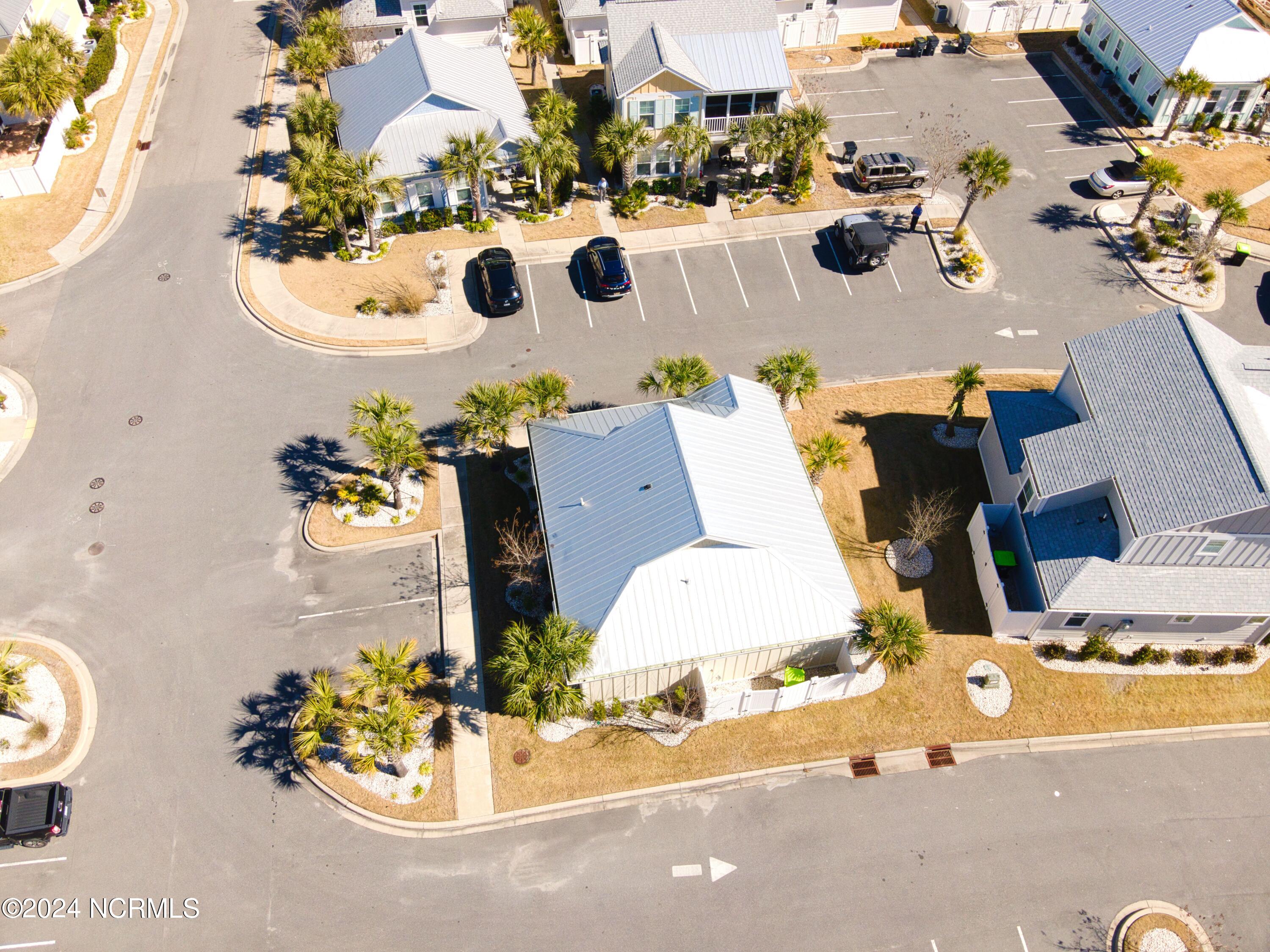 1394 Albacore Loop