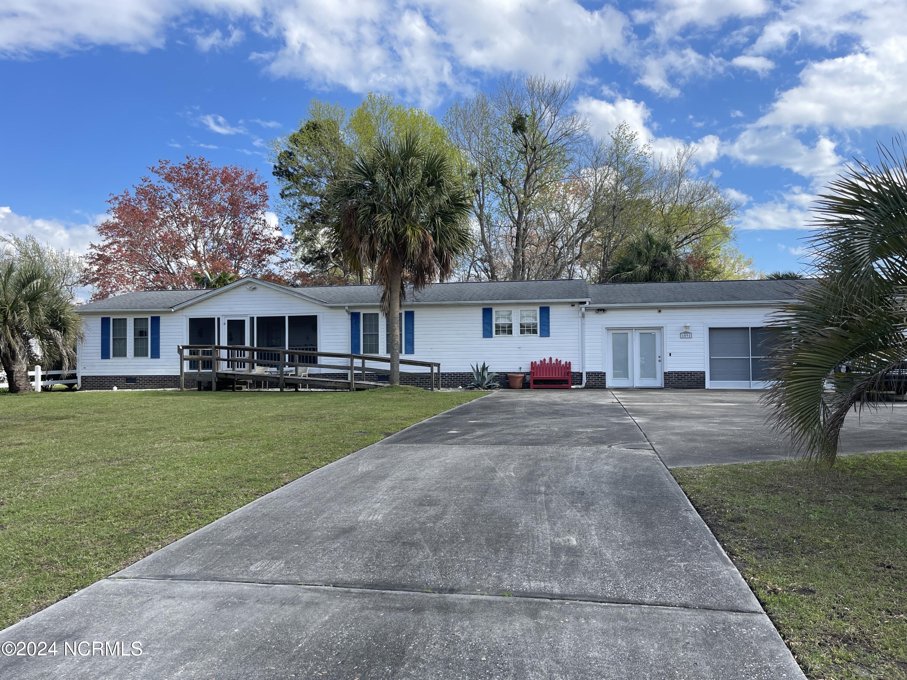 1091 S Clubview Lane