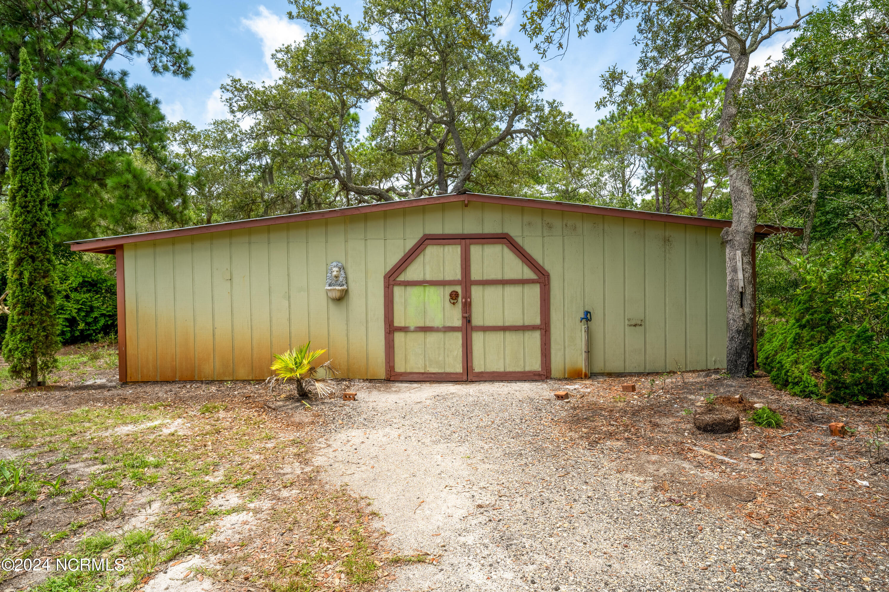2809 Coastal Shores Road SW