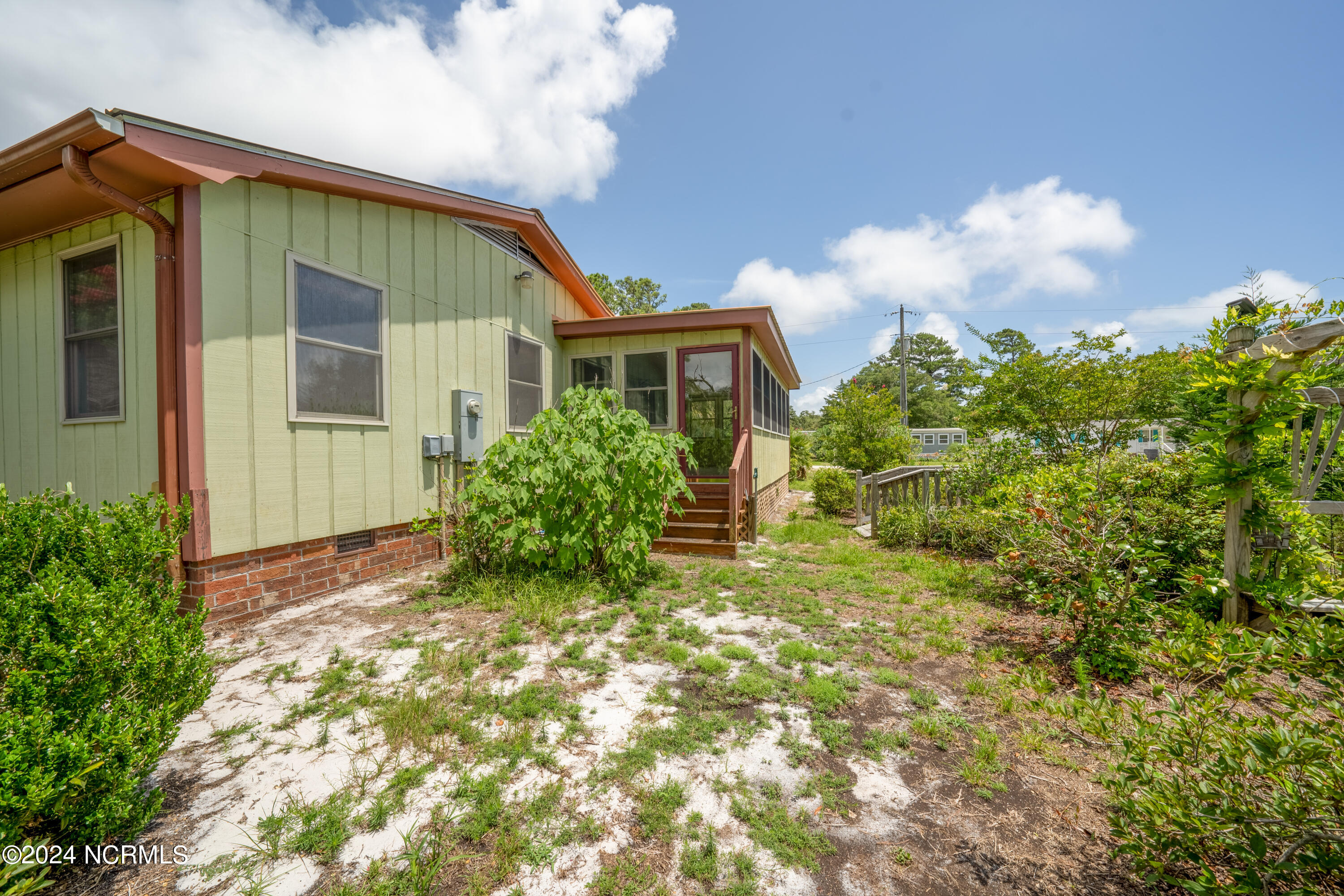 2809 Coastal Shores Road SW