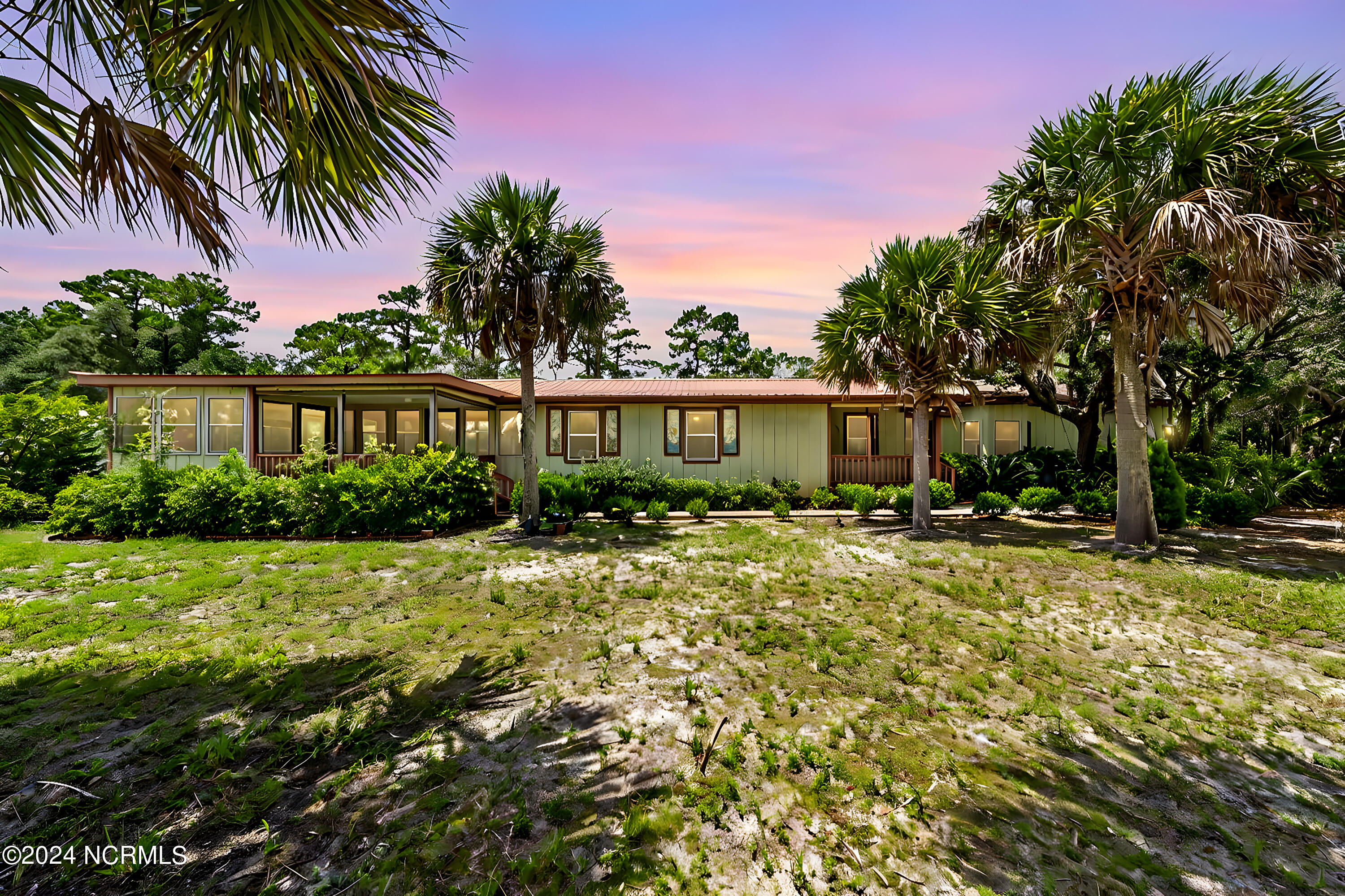 2809 Coastal Shores Road SW