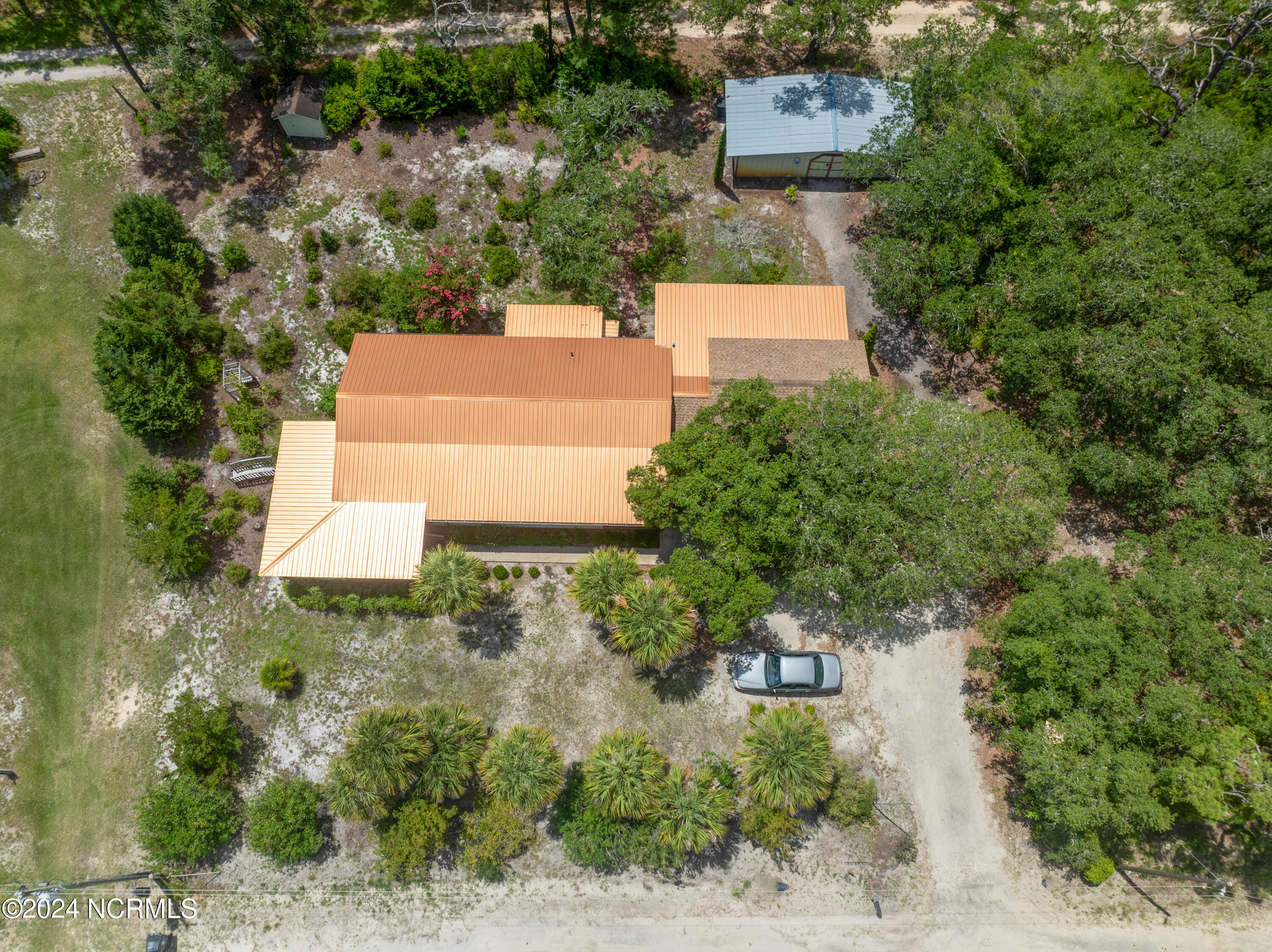 2809 Coastal Shores Road SW