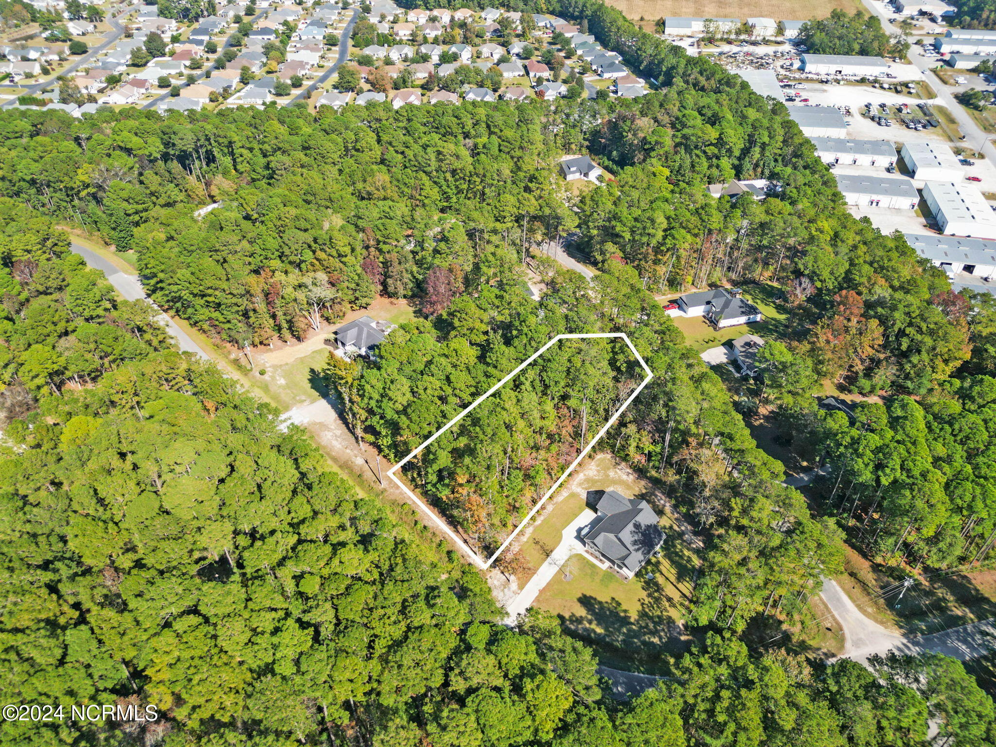 464 Boundary Loop Road NW
