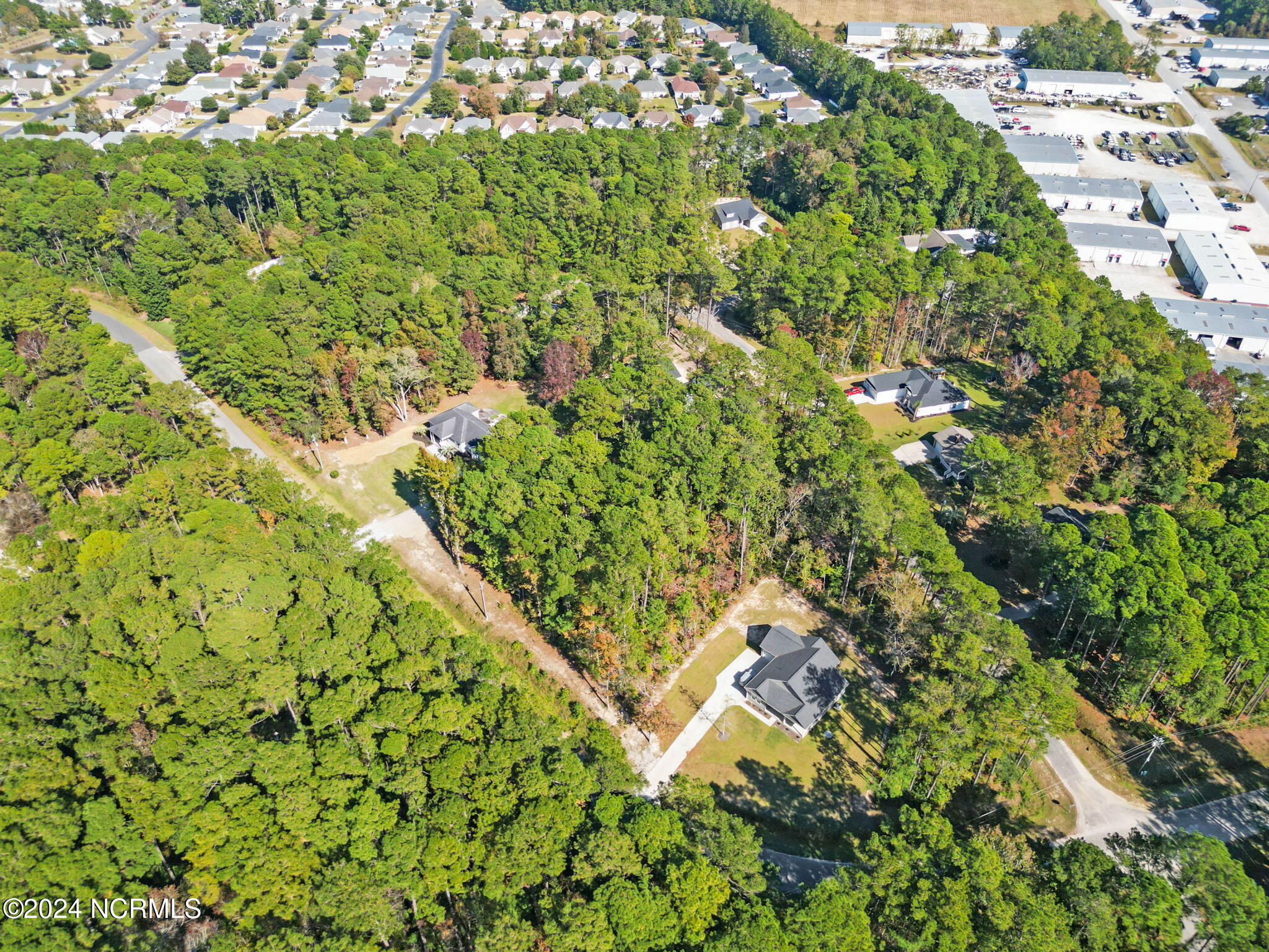464 Boundary Loop Road NW