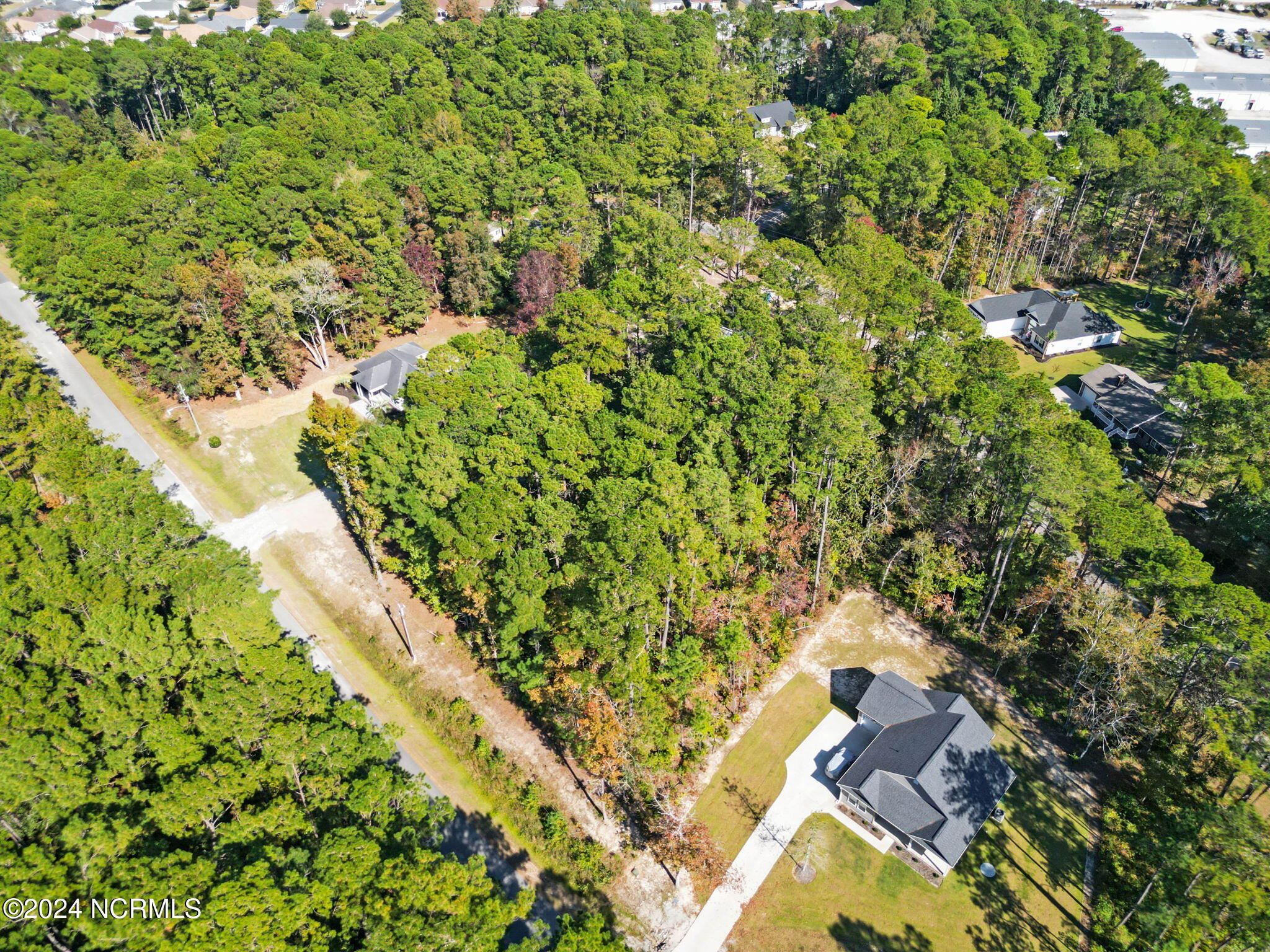 464 Boundary Loop Road NW