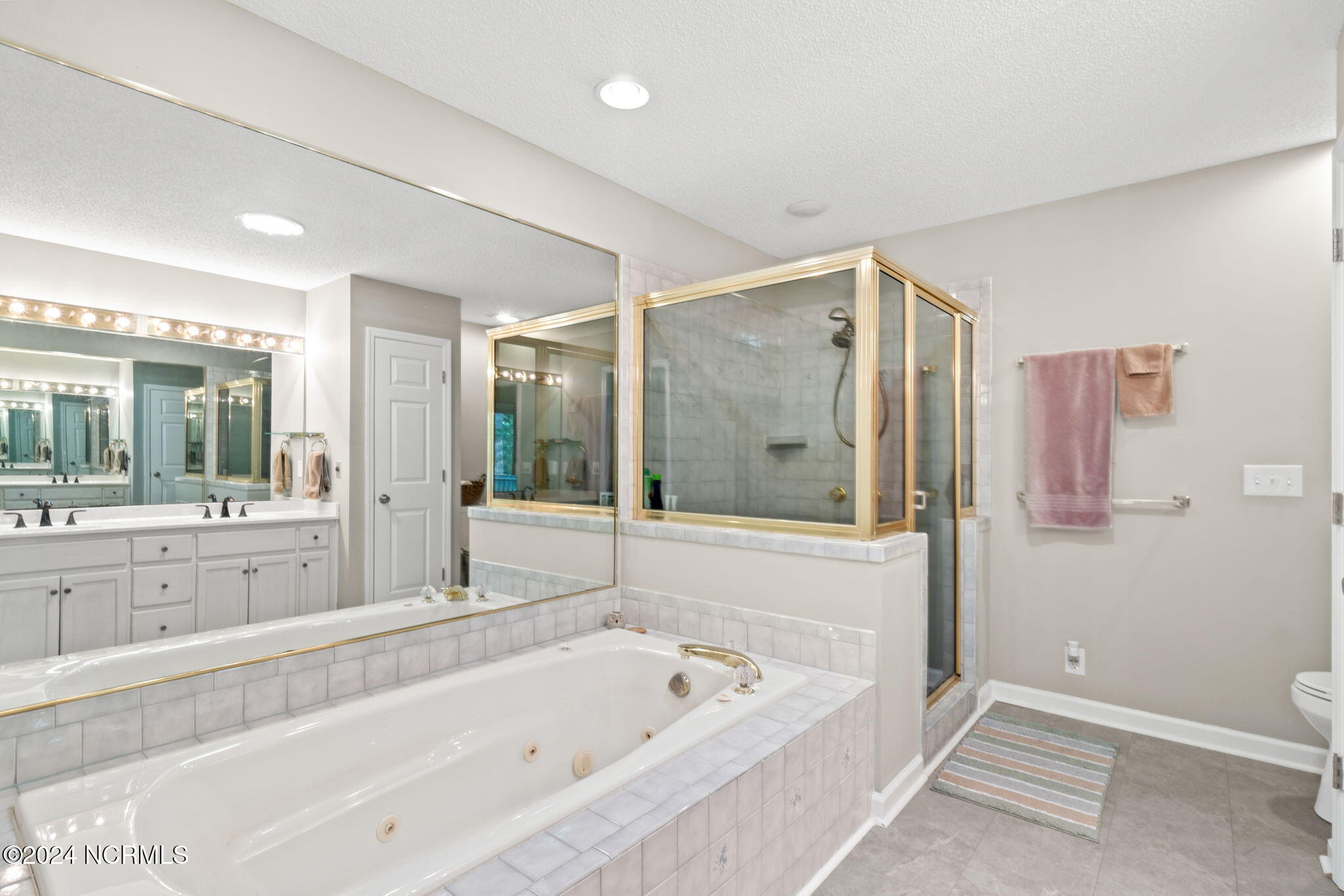 933 Green Pointe Drive