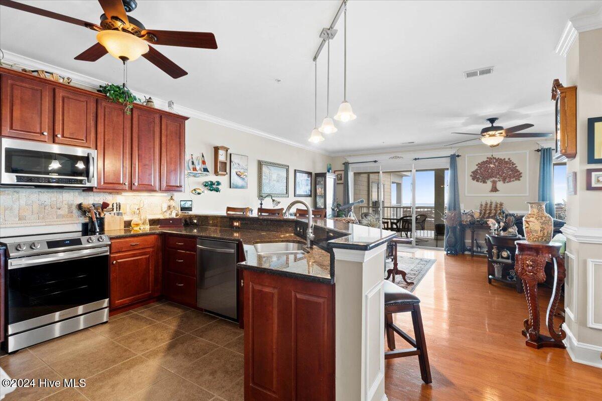 7265 Seashell Lane SW 609