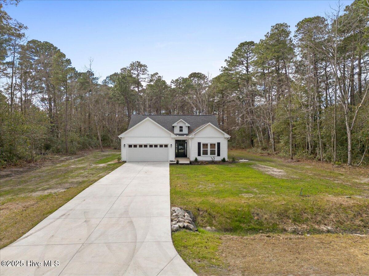 657 Boundary Loop NW