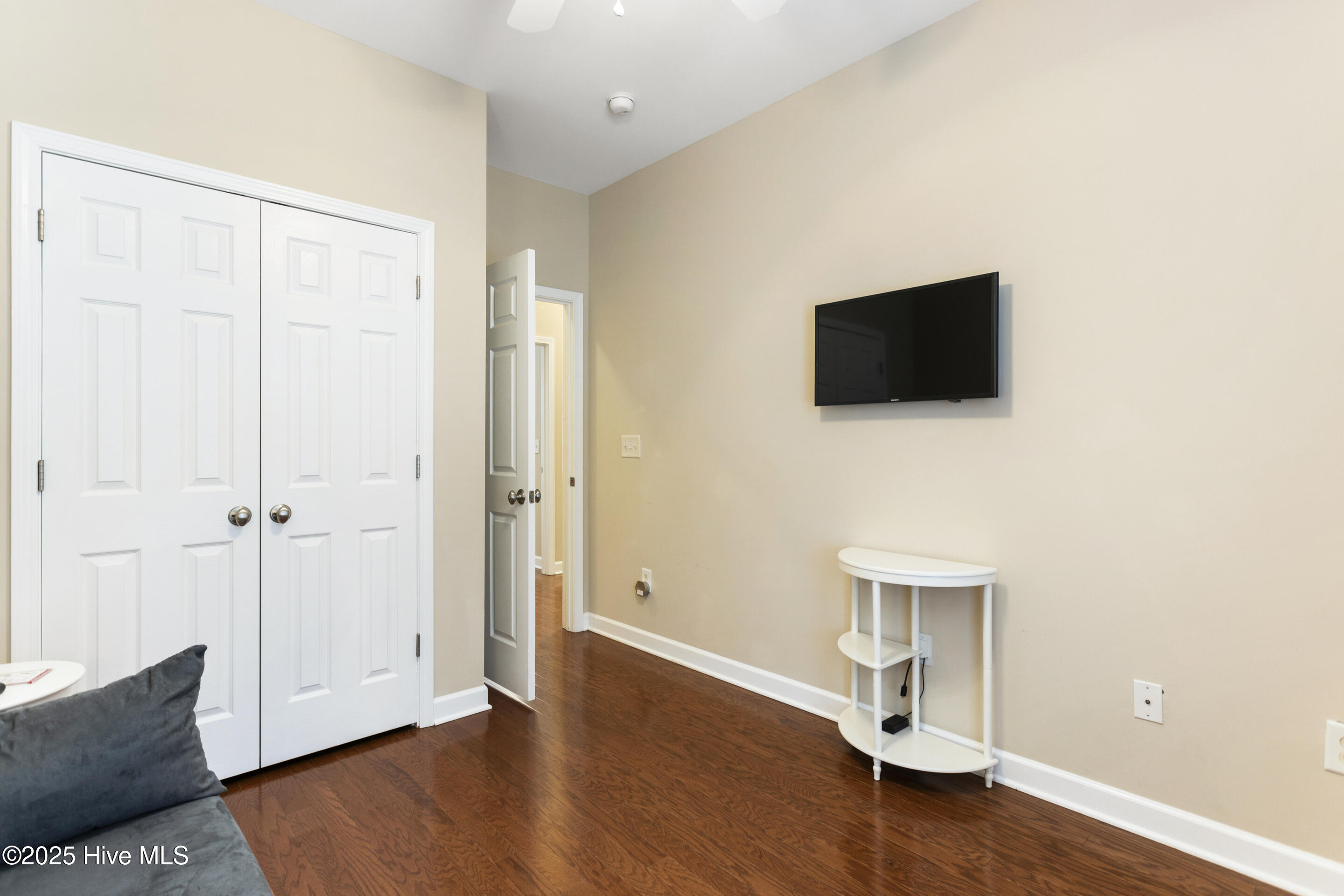 7620 High Market Street 3