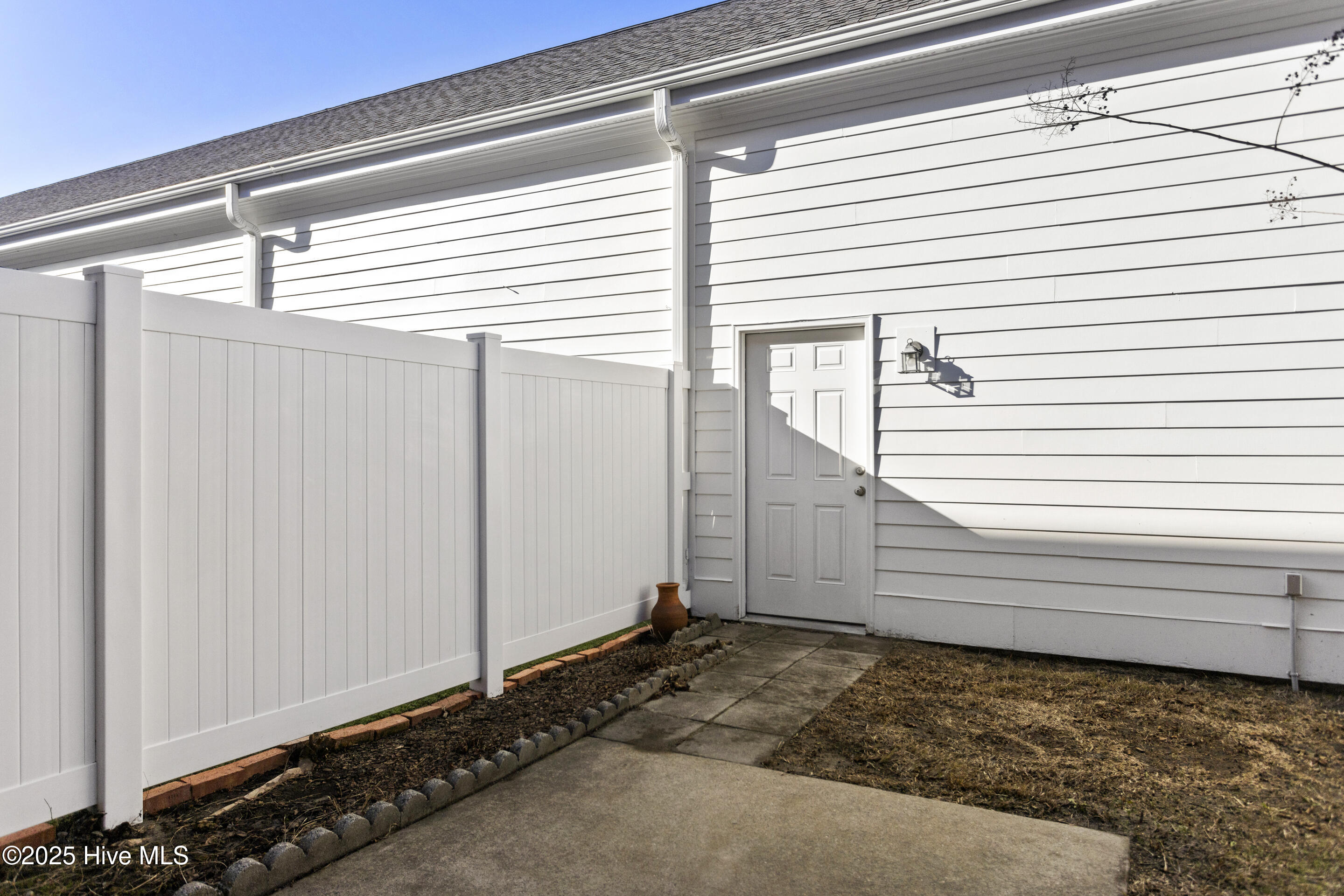 7620 High Market Street 3