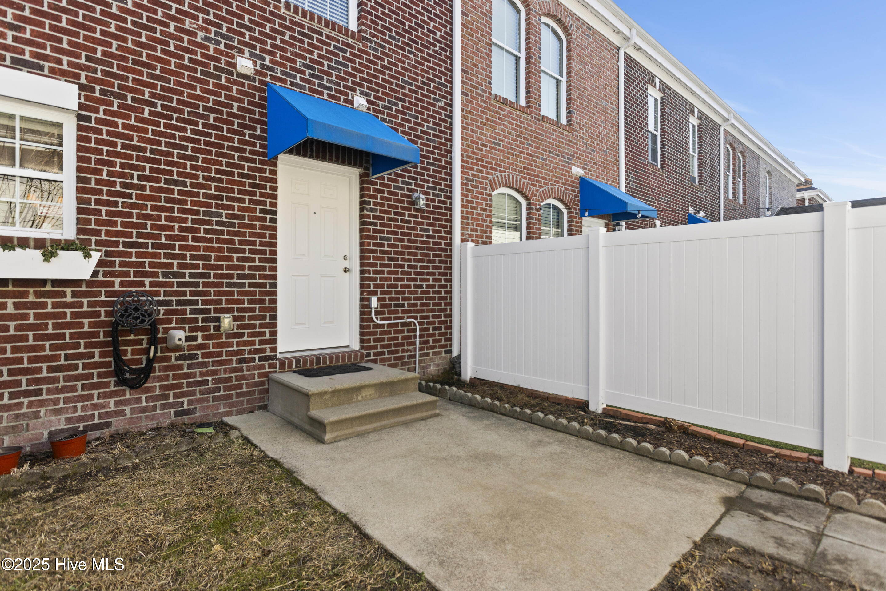 7620 High Market Street 3