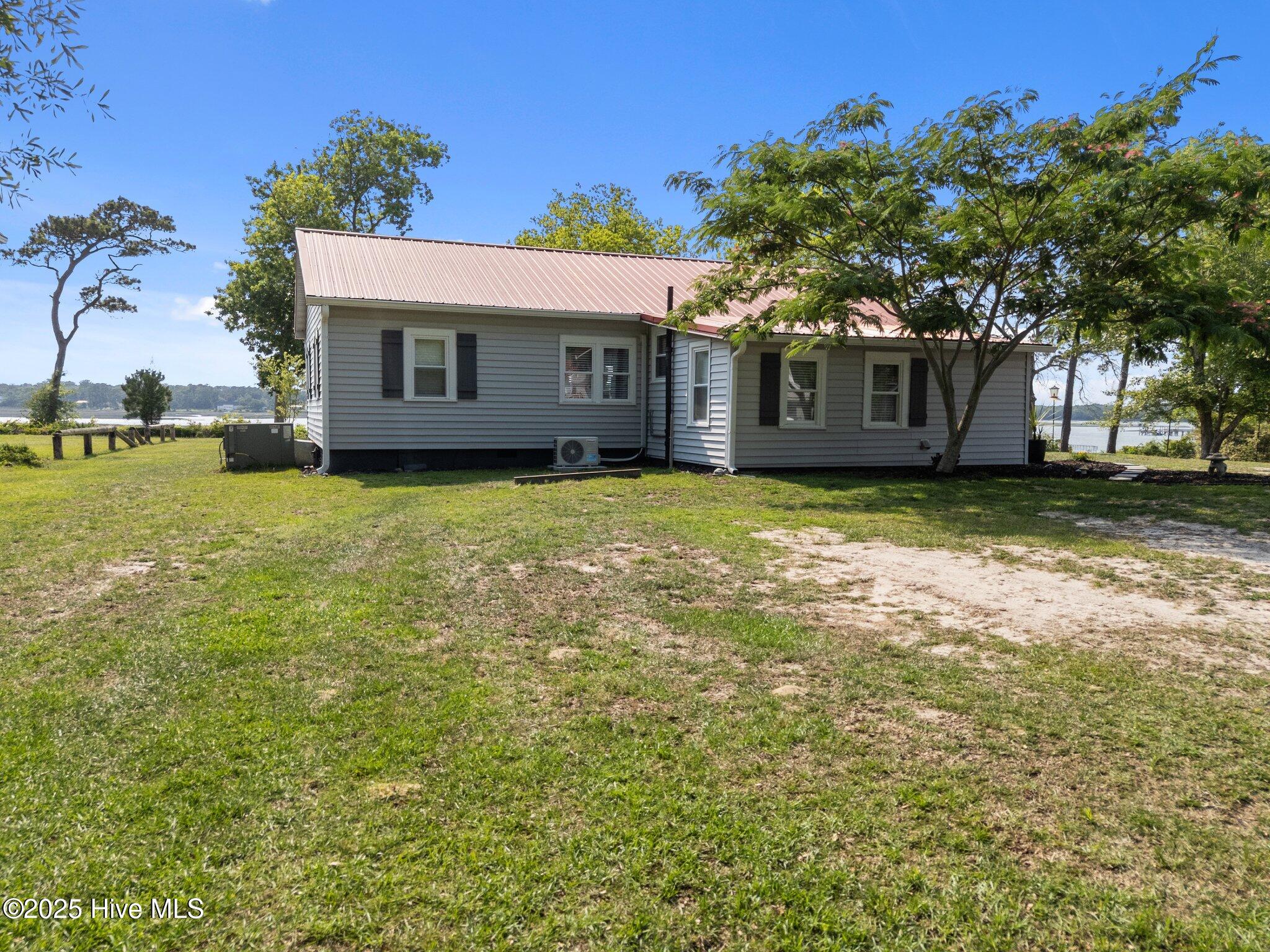 3582 Norman Drive SW