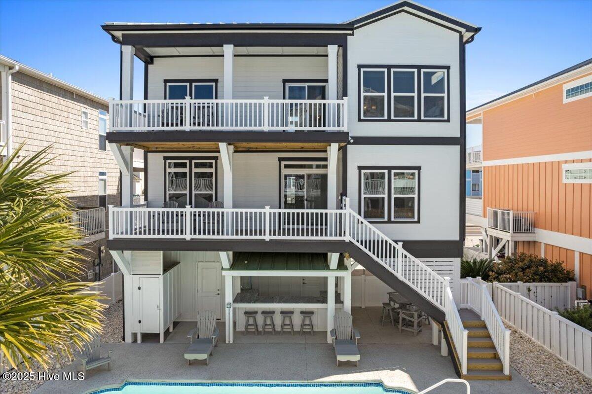 96 W First Street