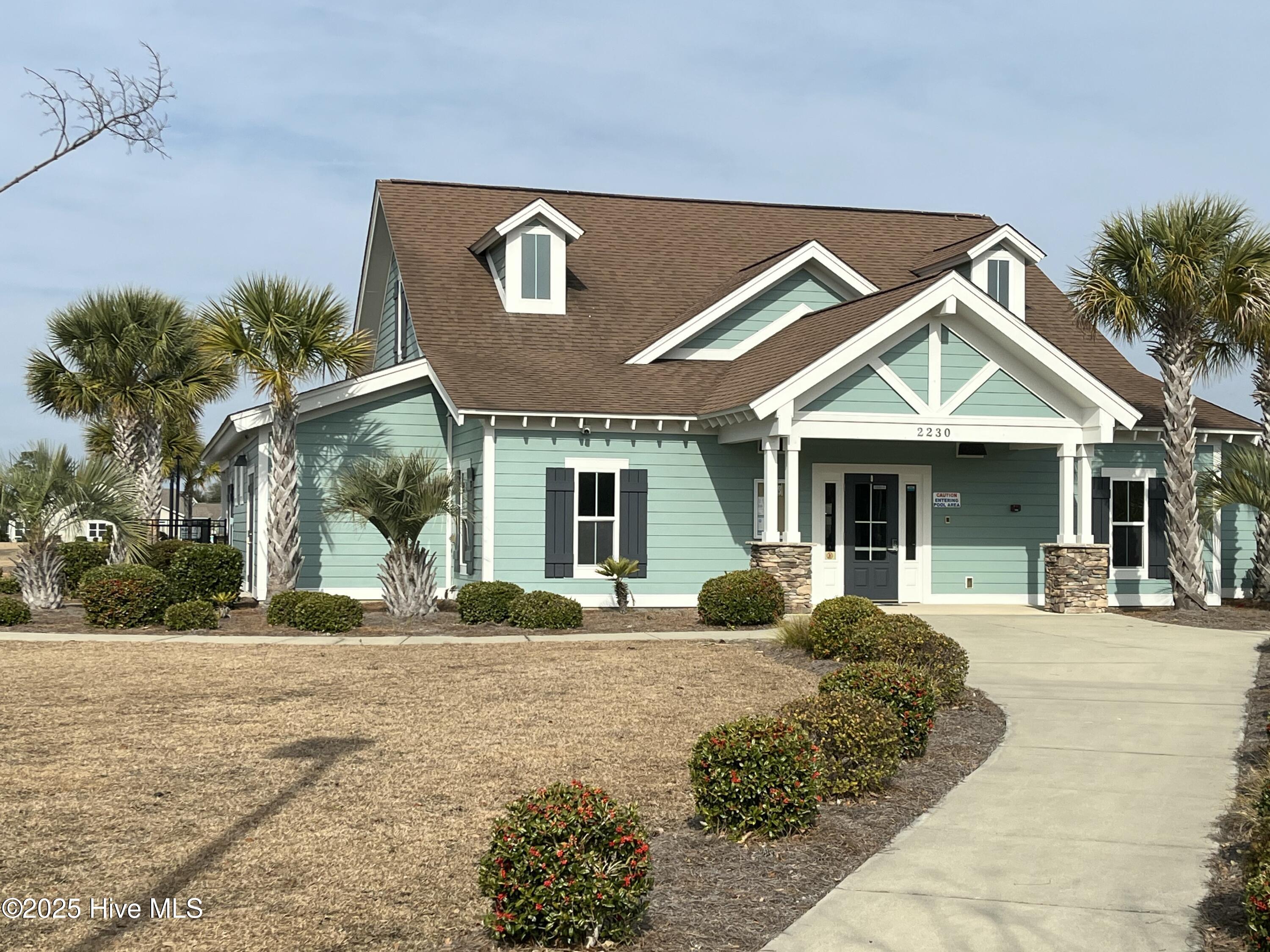 691 Marbella Court NW