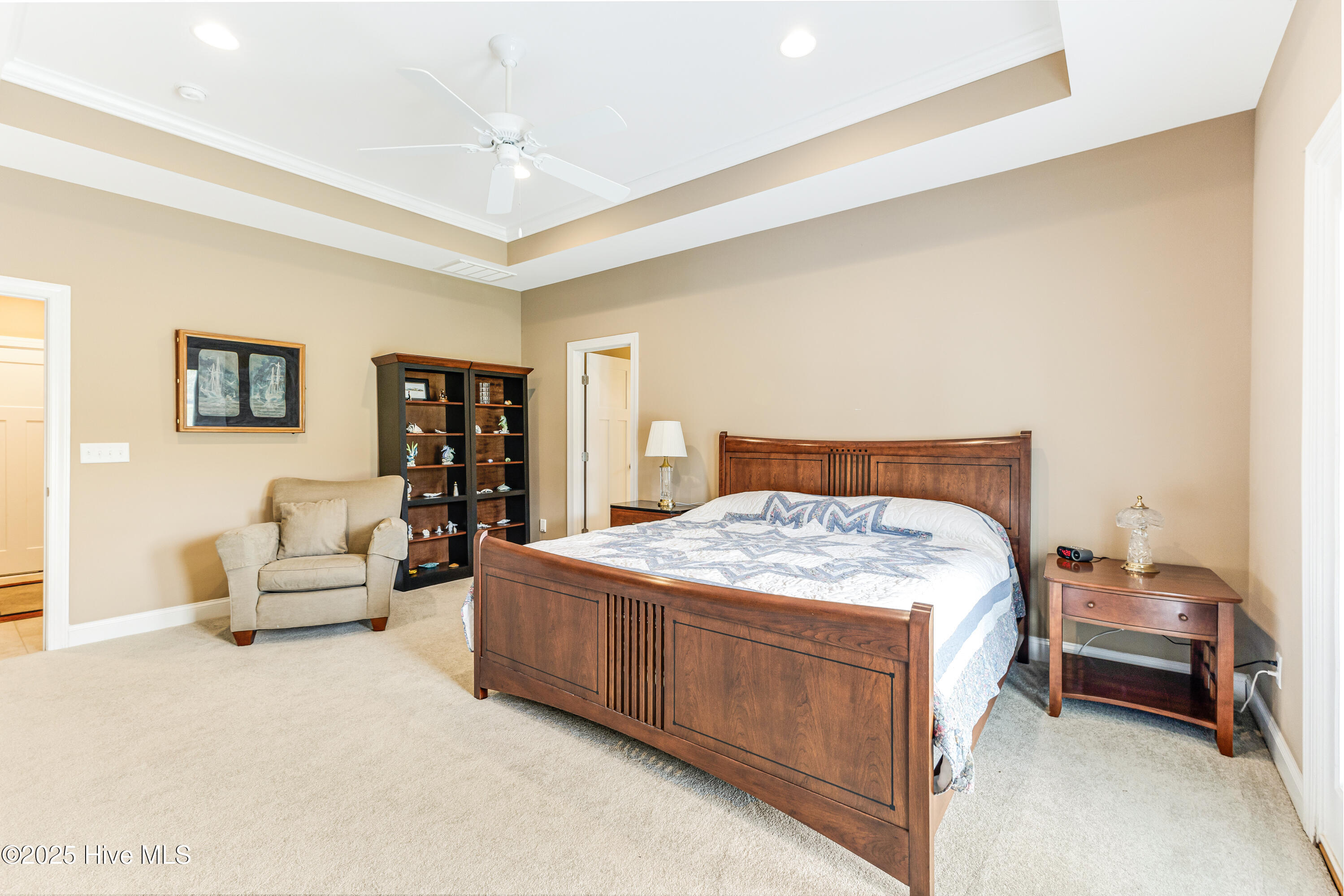 691 Marbella Court NW