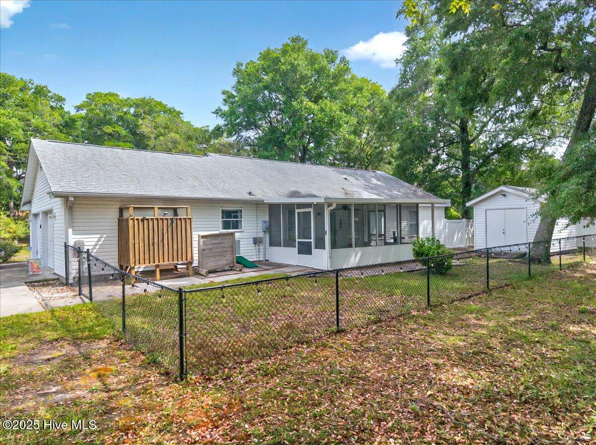 702 Shoreline Drive E