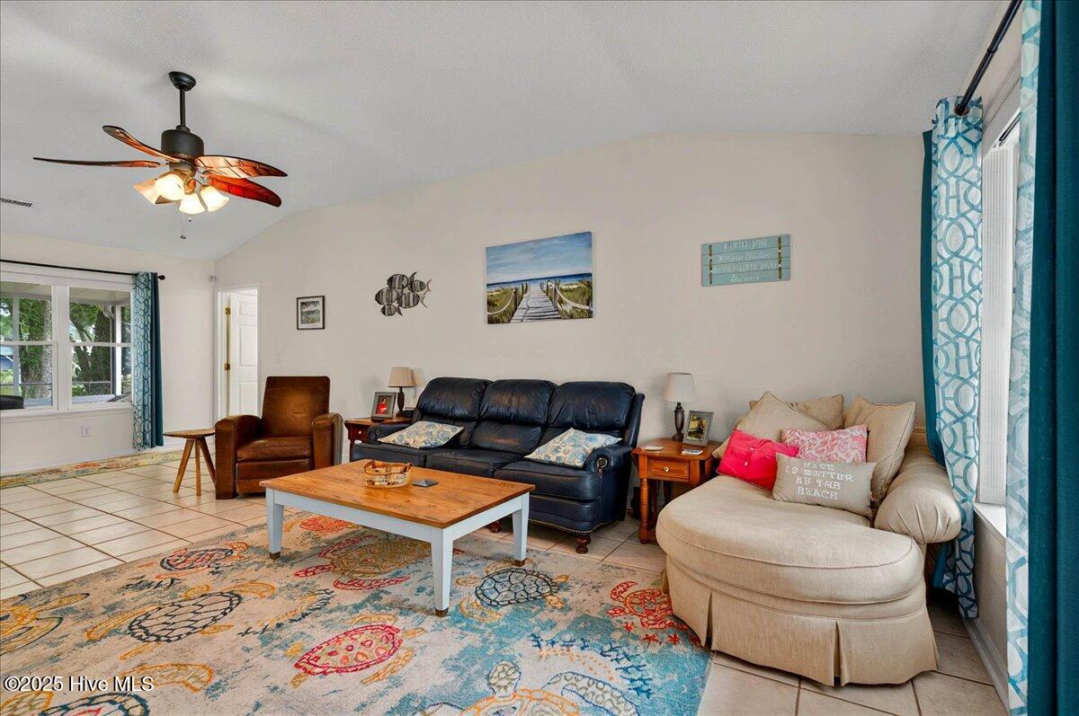 702 Shoreline Drive E
