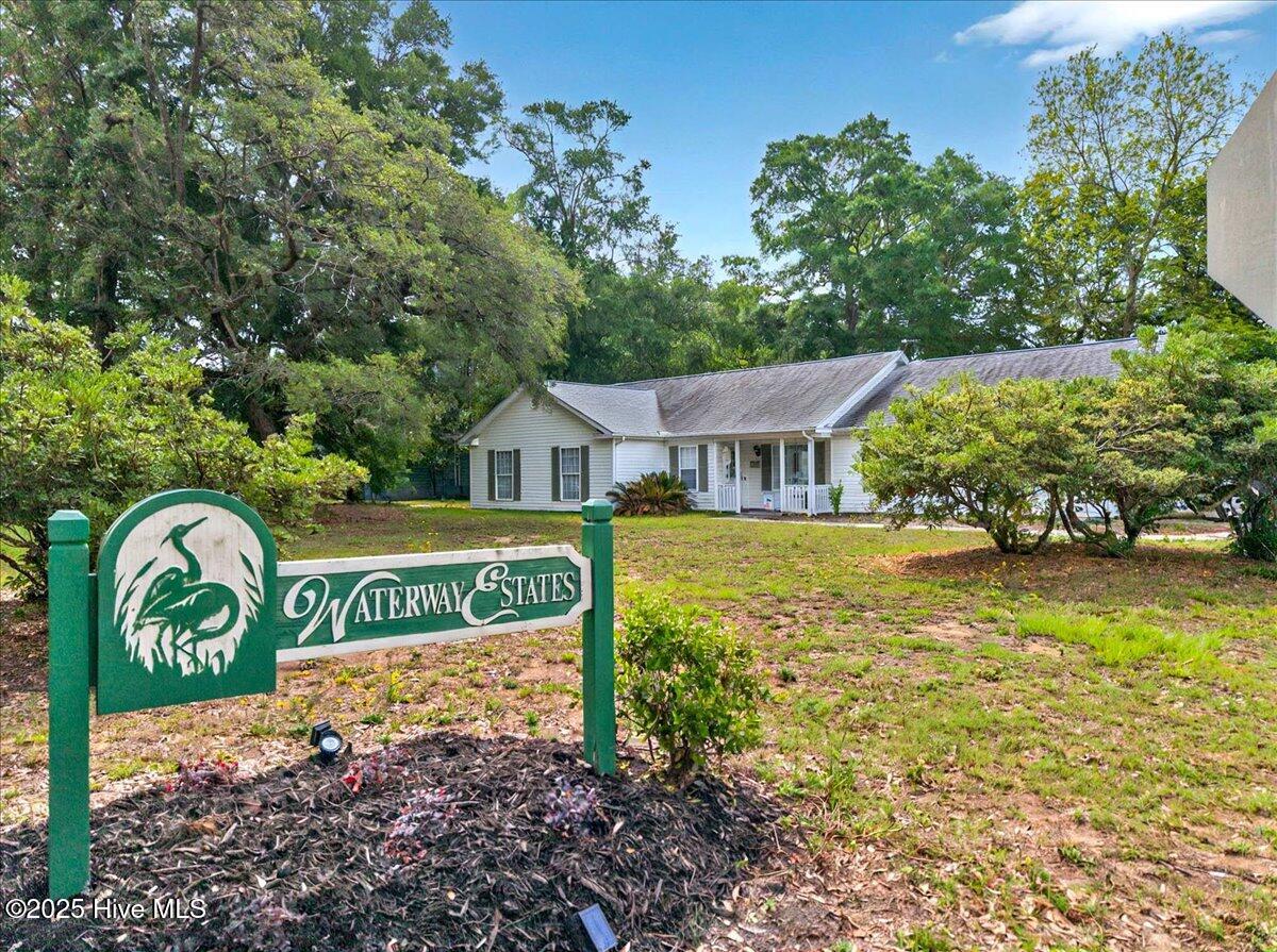 702 Shoreline Drive E