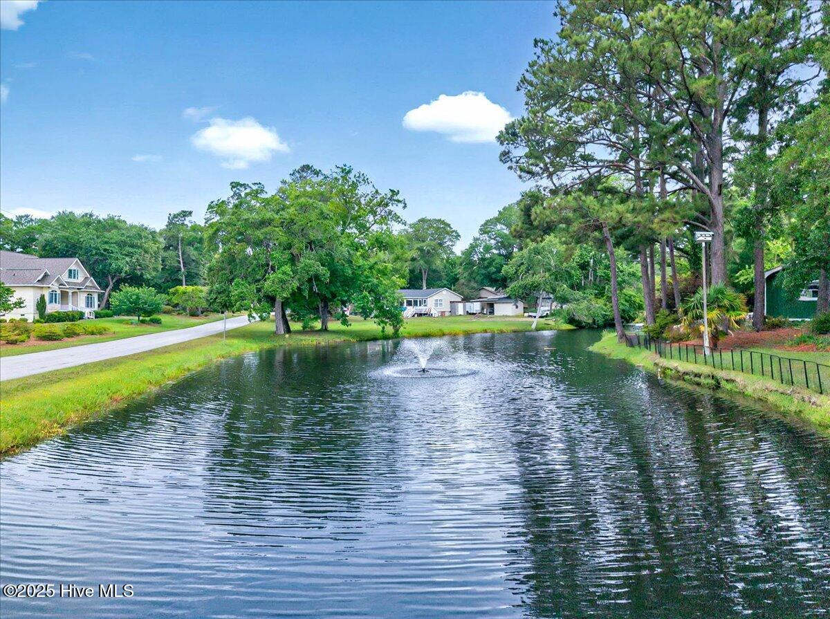 702 Shoreline Drive E